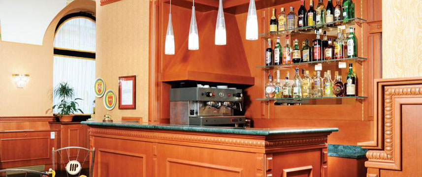 Hotel Patria - Bar Area