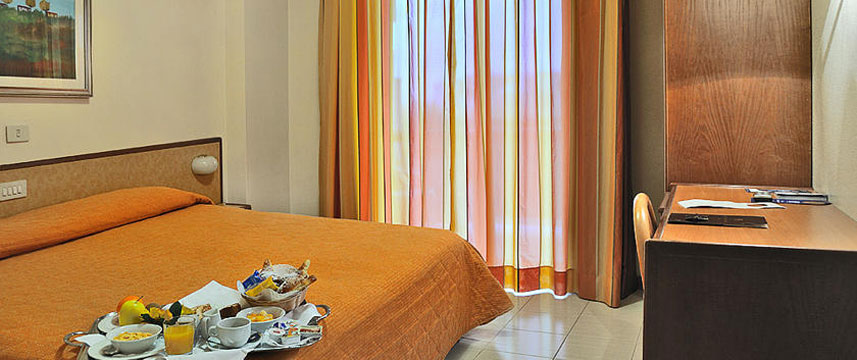 Hotel Pineta Palace - Double Bedroom
