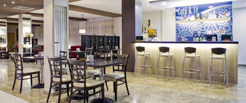 Hotel Puerta De Toledo - Bar