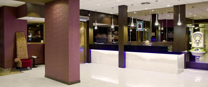 Hotel Puerta De Toledo - Reception