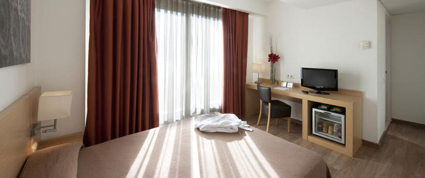 Hotel Sagrada Familia - Bedroom