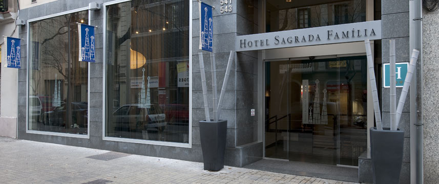 Hotel Sagrada Familia - Entrance