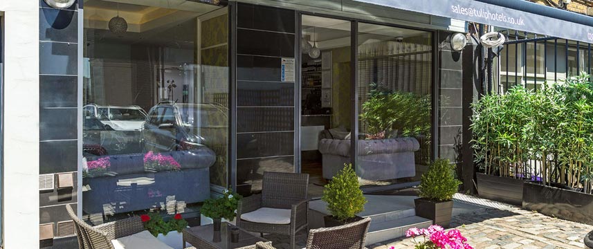 Hotel Shepherds Bush London - Exterior Seating