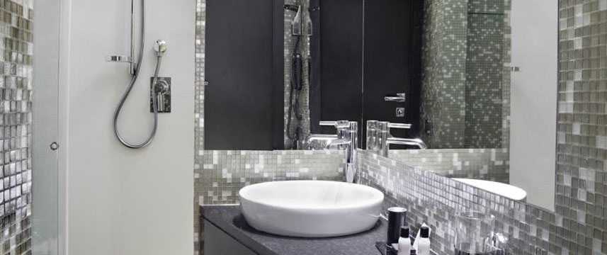 Hotel Siena - Bathroom