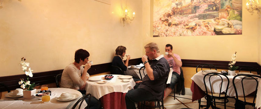 Hotel Solis - Breakfast Room