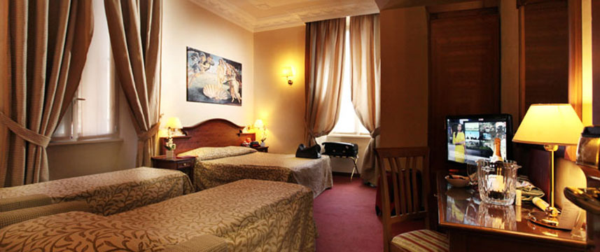 Hotel Solis - Family Room