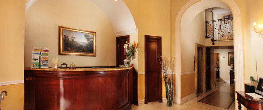 Hotel Solis - Reception Area