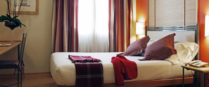 Hotel T3 Tirol - Double Bedroom