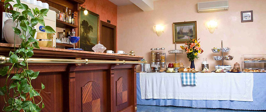 Hotel Termini - Bar Area