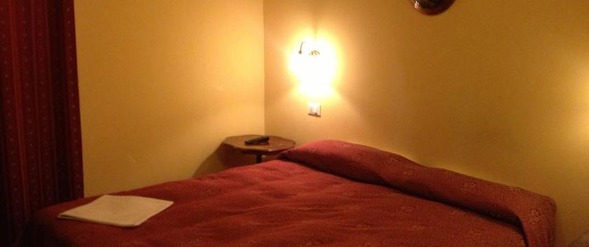 Hotel Termini - Double Bedroom