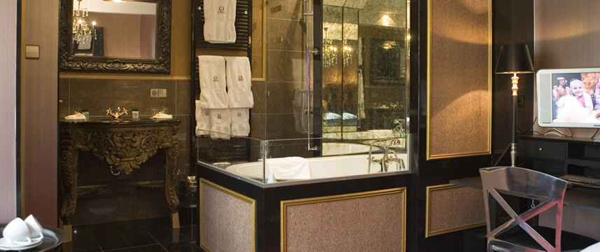 Hotel The Toren - Suite Bathroom