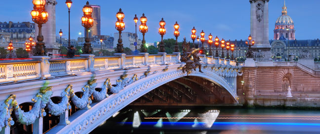 Hotel Trianon Gare de Lyon - Seine Bridge