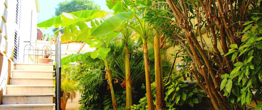 Hotel Villa del Parco - Outside