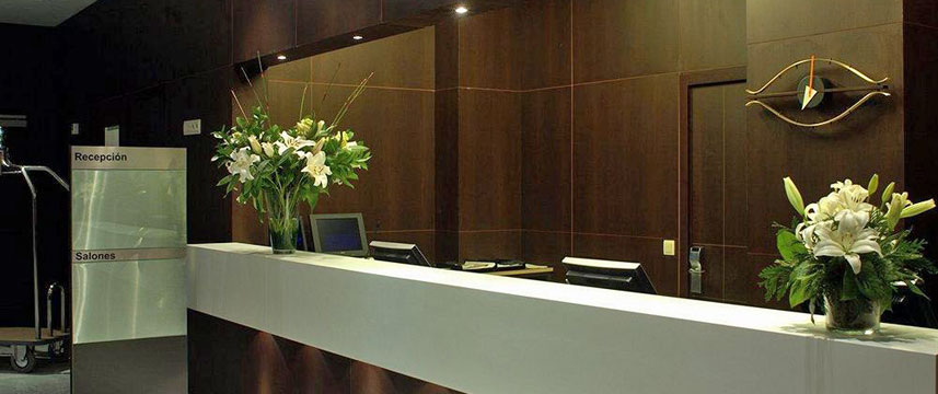 Husa Paseo Del Arte - Reception