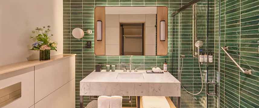 Hyatt Regency London Olympia - Bathroom