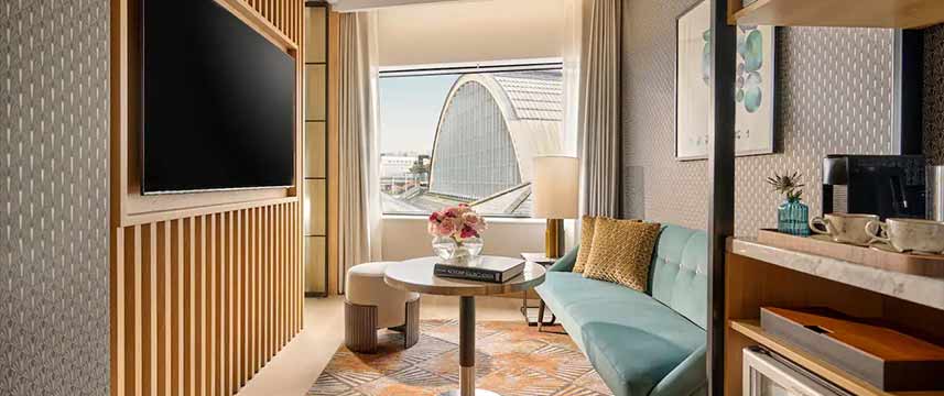 Hyatt Regency London Olympia - Regency Suite