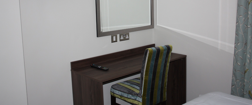 Hyde Park Boutique Hotel - Work desk