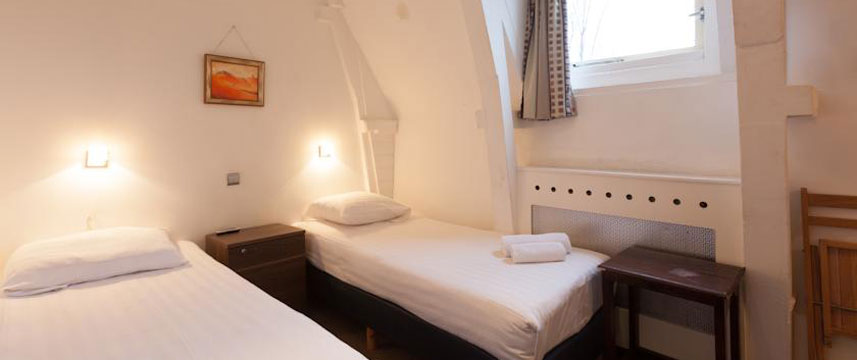 ITC Hotel - Twin Bedroom