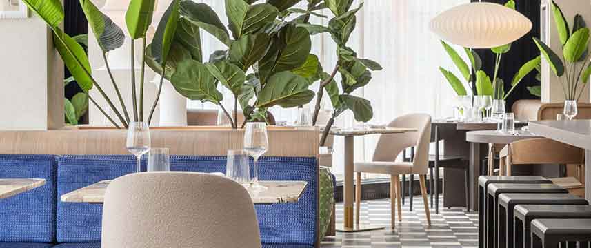 Ibis Earls Court Restaurant Tables