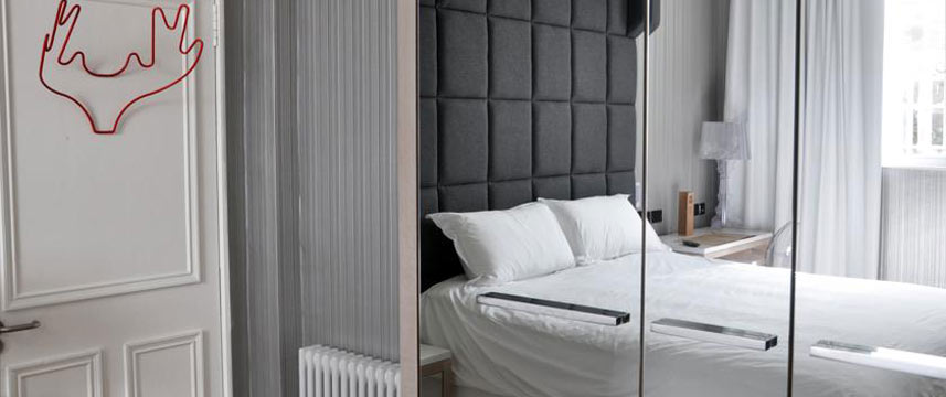 Inn On The Mile - Bedroom