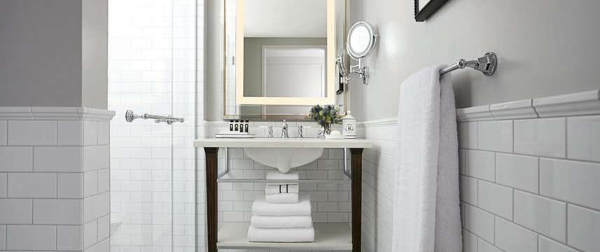 InterContinental New York Barclay - Bathroom