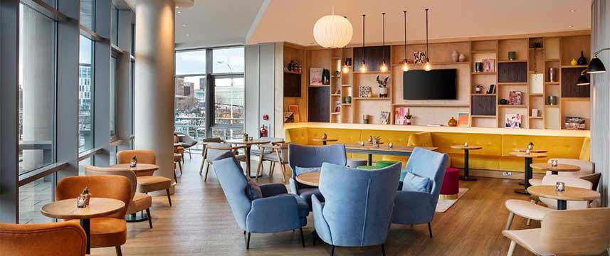 Jurys Inn Liverpool - Bar Seating
