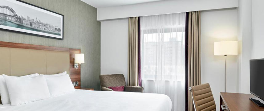 Jurys Inn Newcastle Quayside - Bedroom