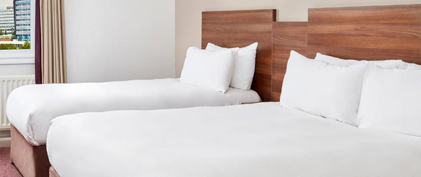 Jurys Inn Newcastle Quayside - Triple Beds
