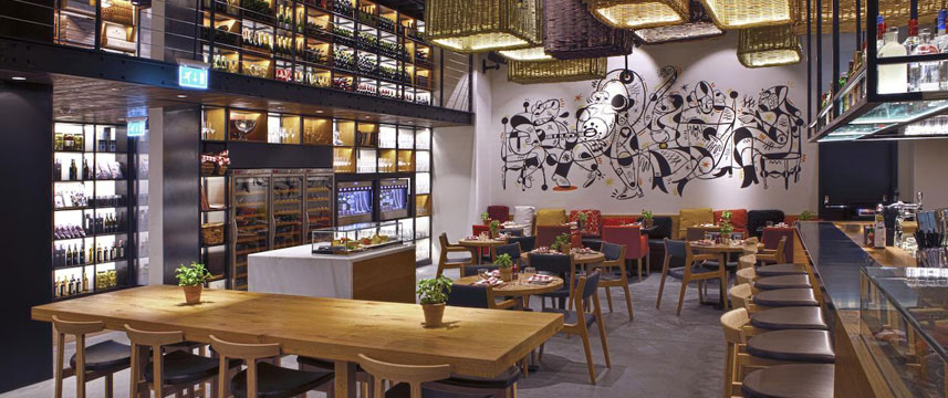 Kempinski Mall Of The Emirates - Interior Tapas Bar