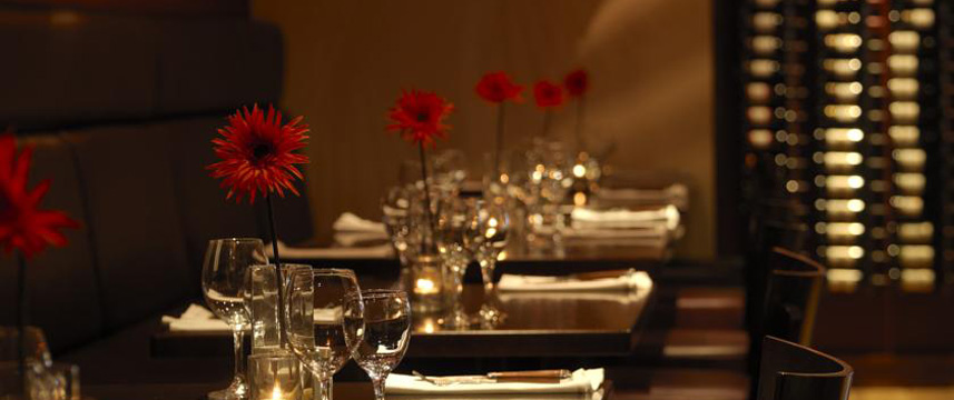 Kilkenny Ormonde Hotel - Restaurant Tables