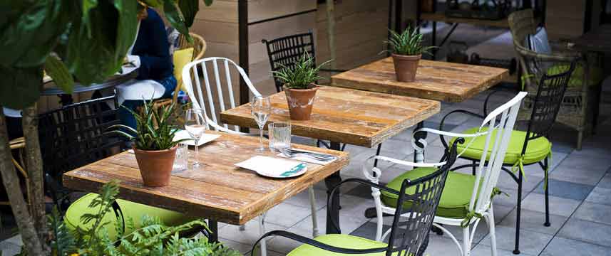 Kimpton Charlotte Square - The Garden Tables