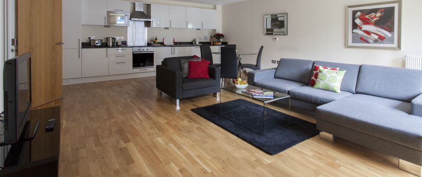 Lanterns Court Apartments - Apartment