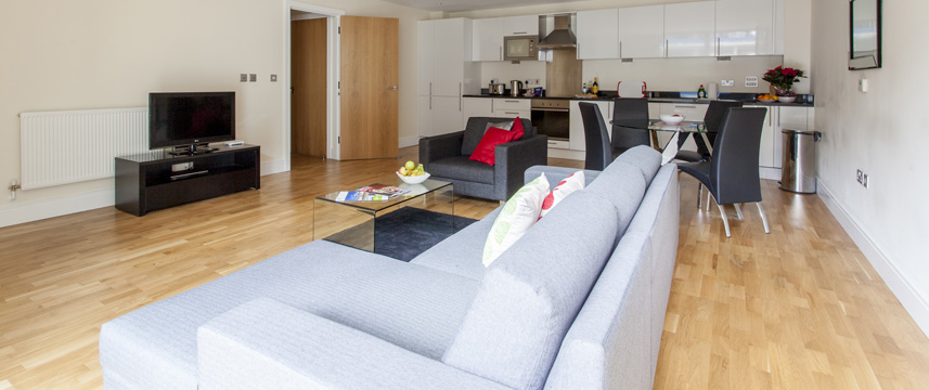 Lanterns Court Apartments - Lounge Area