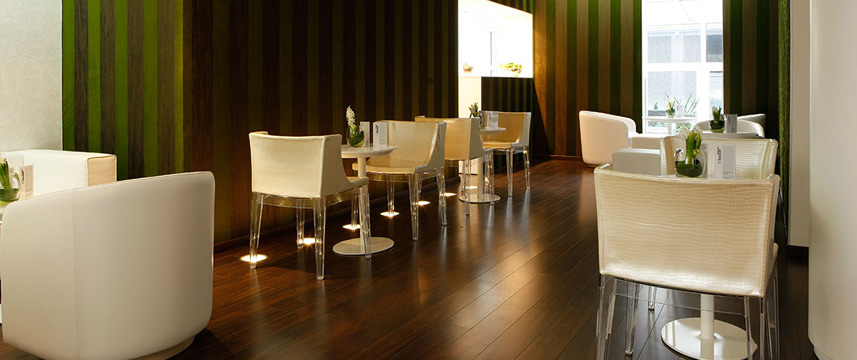 Le Quartier Bercy Square - Bar