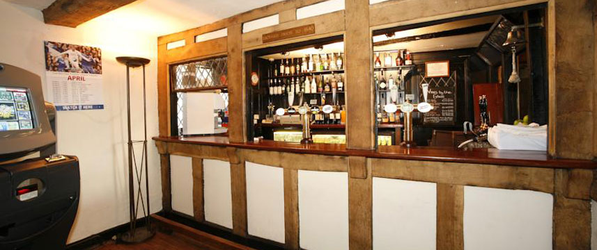 Legacy Falcon Hotel - Bar