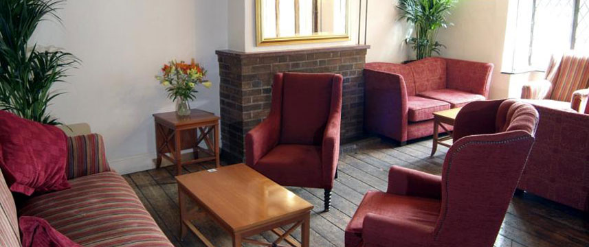 Legacy Falcon Hotel - Lounge