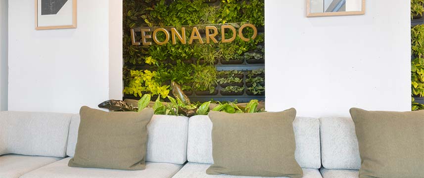 Leonardo Hotel Manchester Piccadilly - Lobby Seating