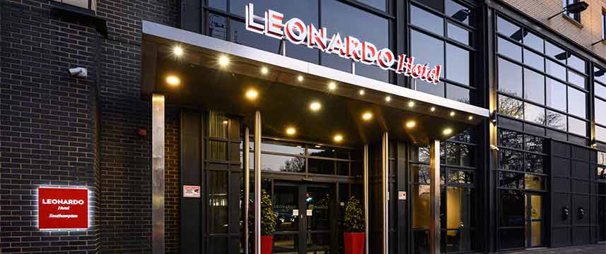 Leonardo Hotel Southampton - Entrance