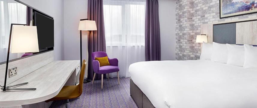 Leonardo Hotel Swindon - Bedroom