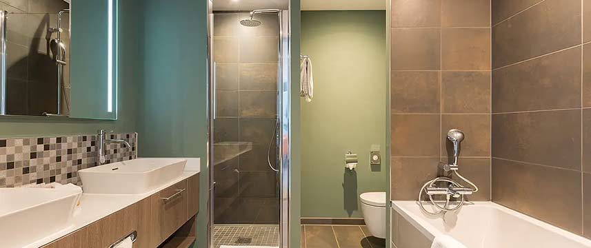 Leonardo Royal Hotel Amsterdam - Suite Bathroom