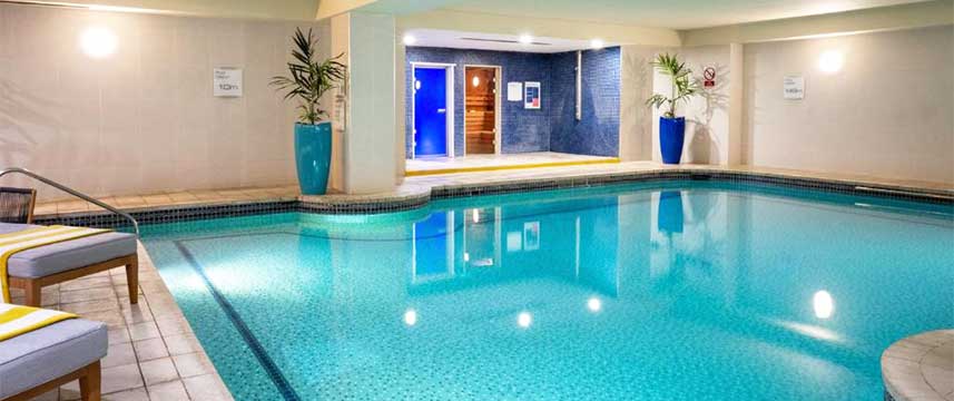 Leonardo Royal Hotel Brighton Waterfront - Swimimg Pool