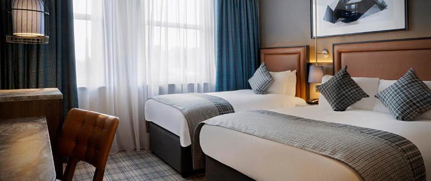 Leonardo Royal Hotel Edinburgh - Triple Room