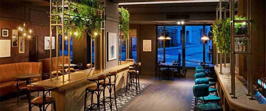 Leonardo Royal Hotel London City - Corvo Cafe Bar