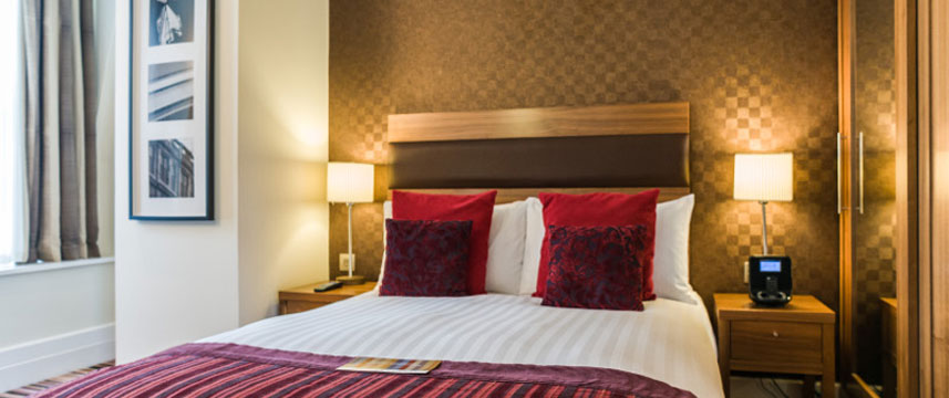Leopold Hotel - Double Bedded Room