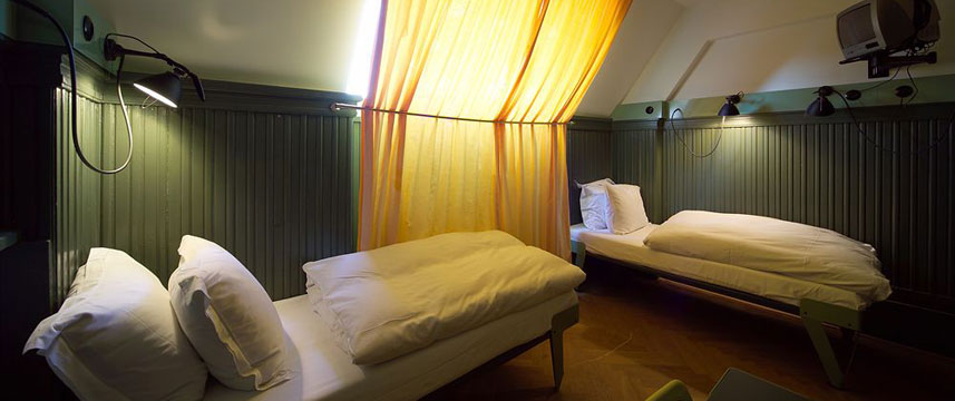 Lloyd Hotel Cultural Embassy 1 Star Twin