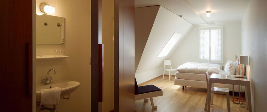 Lloyd Hotel Cultural Embassy Room 3 Star