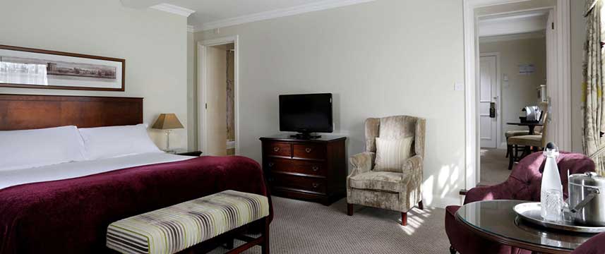 Macdonald Alveston Manor - Super Deluxe Suite