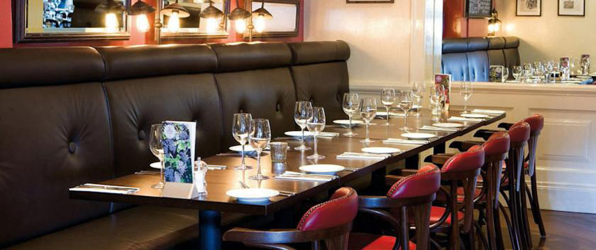 Macdonald Swans Nest Hotel - Restaurant Seating