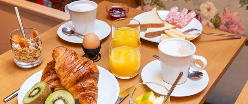 Maison Axel Opera Paris - Breakfast