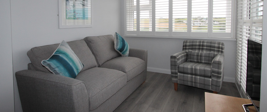 Mawgan Porth Apartments - Seating